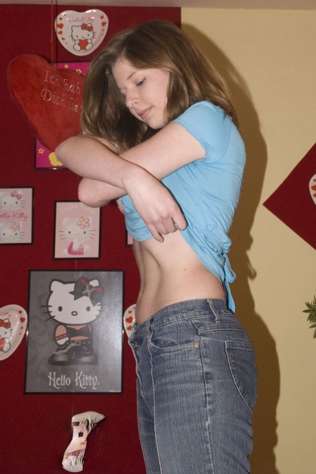 Amateur Fuck Jeans - Sisters Hot Friend Jeans Porn Pics & Nude Pictures - AllPantyPics.com